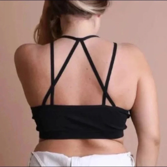 High Neck Plus Size Lace Cutout Bralette - Picture 2 of 8